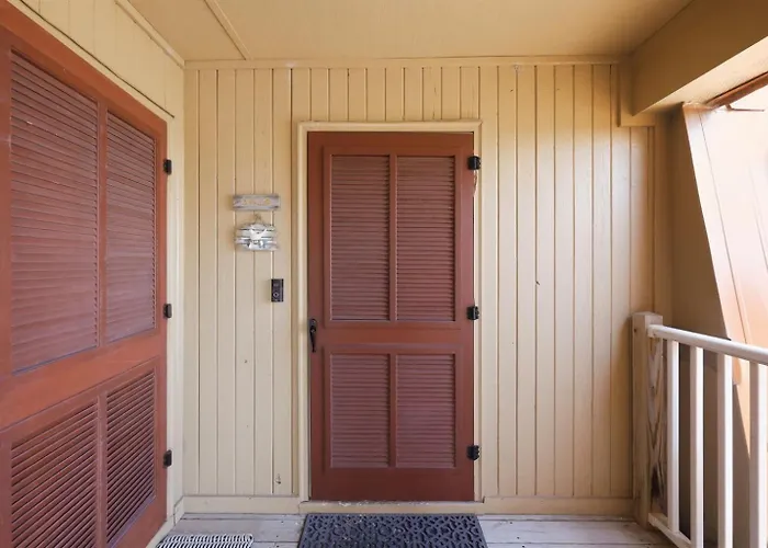 Kingfisher Oceanfront Condo W Pool & Elevator